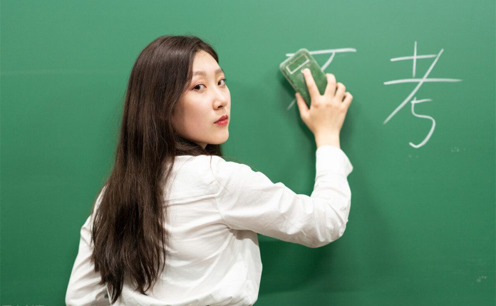 考研界的“真相”:往屆生考研成功率70%?應(yīng)屆生只能做炮灰?